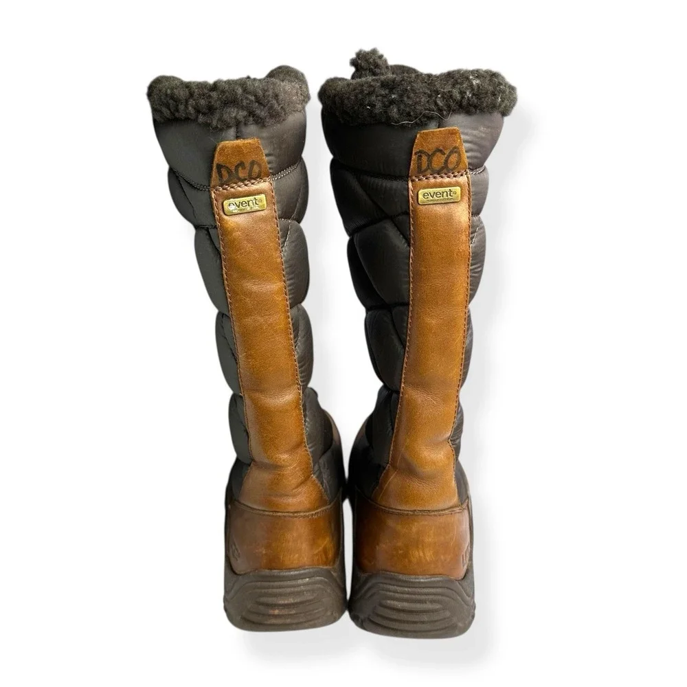 UGG Australia Women's Kintla Boots‎ Leather Quilted Two Tone Brownstone US 7